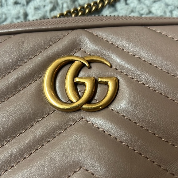 Gucci Marmont Wallet on Chain - Picture 11 of 13